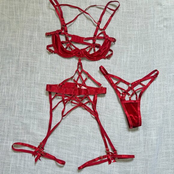 Voight Red Velvet Lingerie Set - corset garters strappy - size small - Picture 1 of 7
